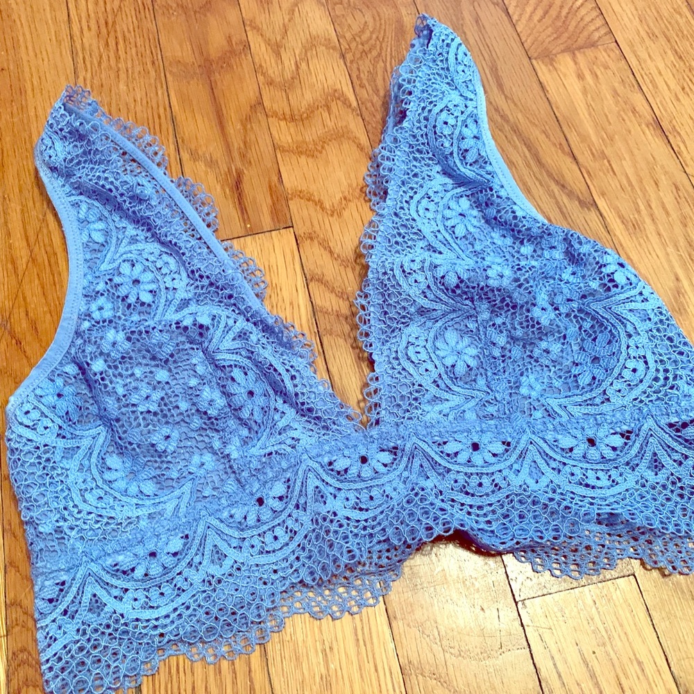 VS Lace Bralette